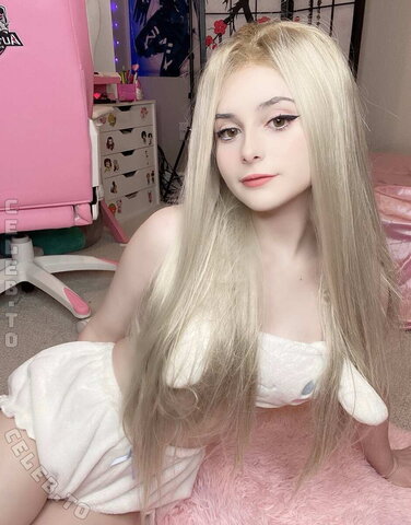 Itscandycloud nude photo 41