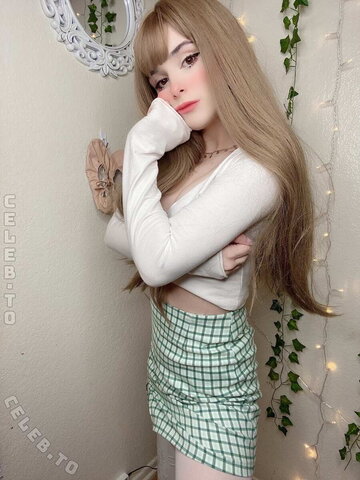 Itscandycloud nude photo 11
