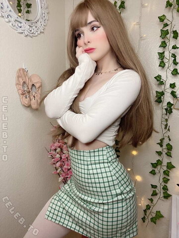 Itscandycloud nude photo 8