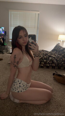 itsjadeluxx nude photo 11