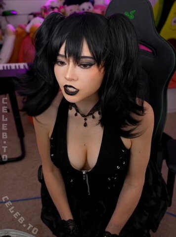 itsKatchii nude photo 19