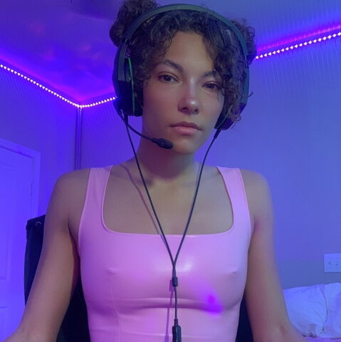 itsmattymay of New (1 photo)