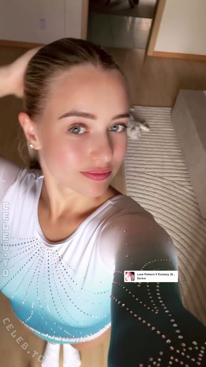 Itsmisabell nude photo 2