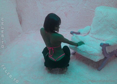Itsmistaz nude photo 27