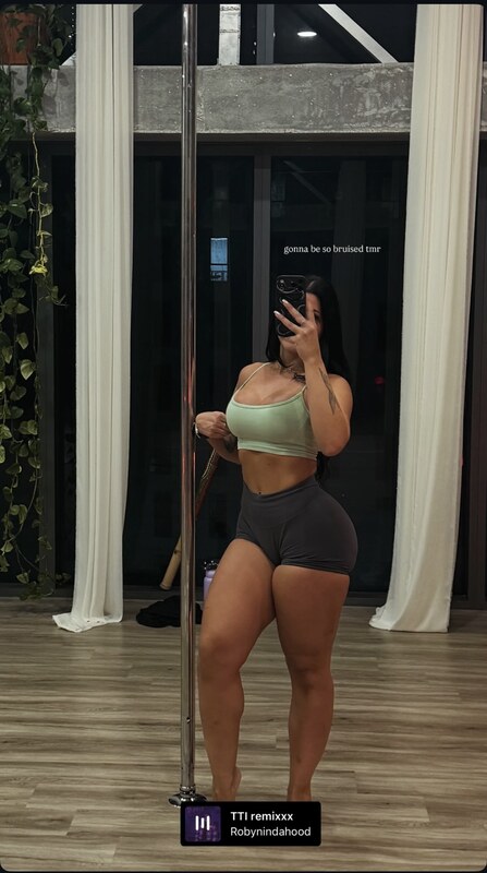 Itssmaribaby nude photo 1