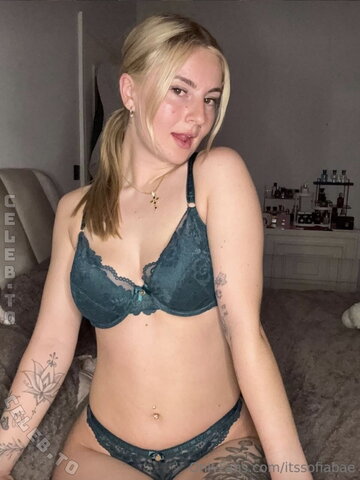 itssofiabae Sexy (2 photos)
