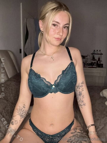 itssofiabae – A few OF pictures
