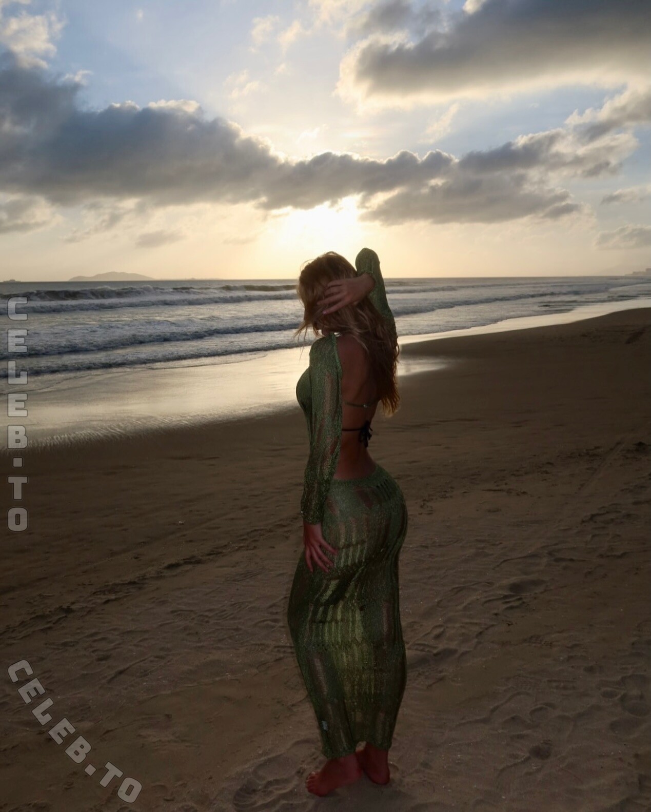 itssunshines nude photo 3