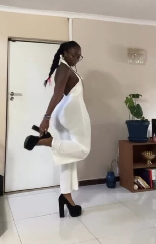 its_tshego34 nude photo 7