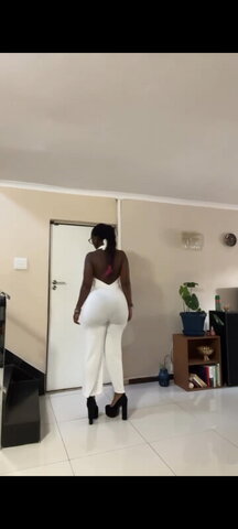 its_tshego34 nude photo 3
