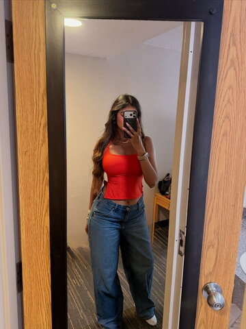 itsyourgirlshelina nude photo 8