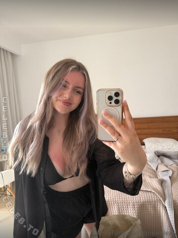 itz.leni nude photo 62