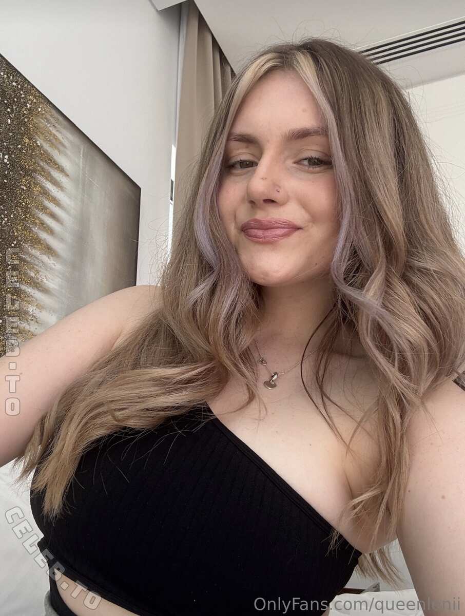itz.leni nude photo 3