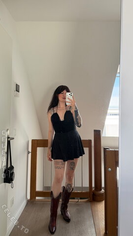 Itznataly – Newest story from her 2nd account.