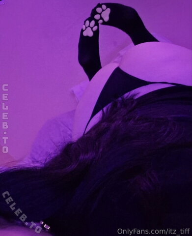 itztiffb nude photo 2