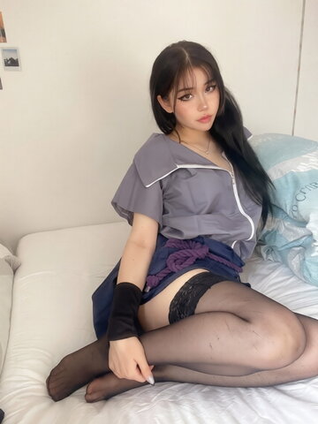 Ivyowowo nude photo 2