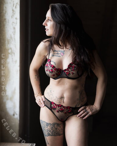 ivyvivi nude photo 3