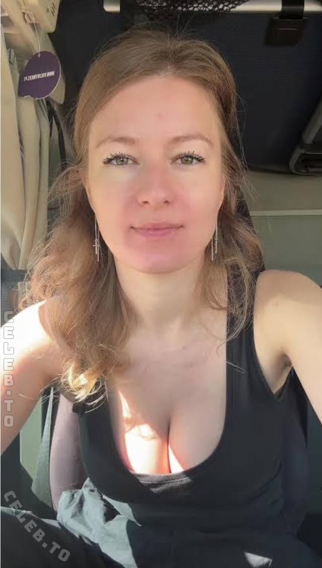 Iwona Blecharczyk nude photo 4
