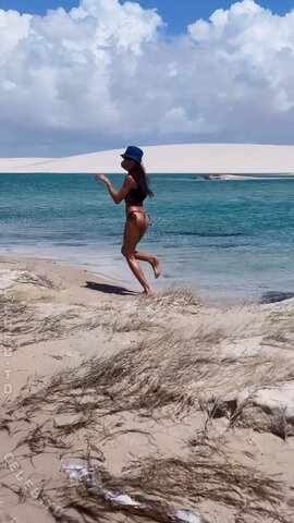 Izabel Goulart nude photo 34