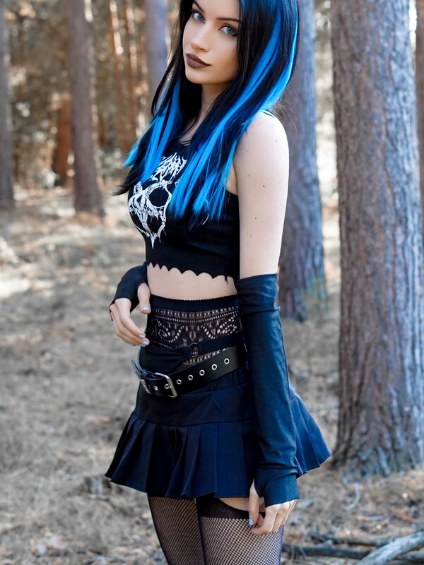 Izabell.tv nude photo 10