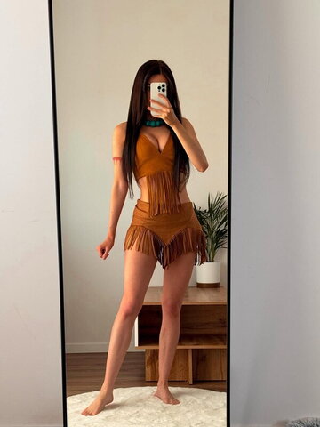 Izabell.tv nude photo 17