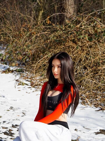 Izabell.tv nude photo 1