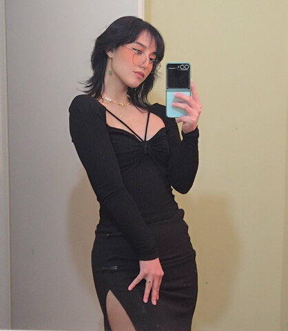 Izziibel nude photo 20