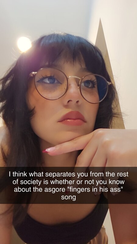 Izziibel nude photo 7