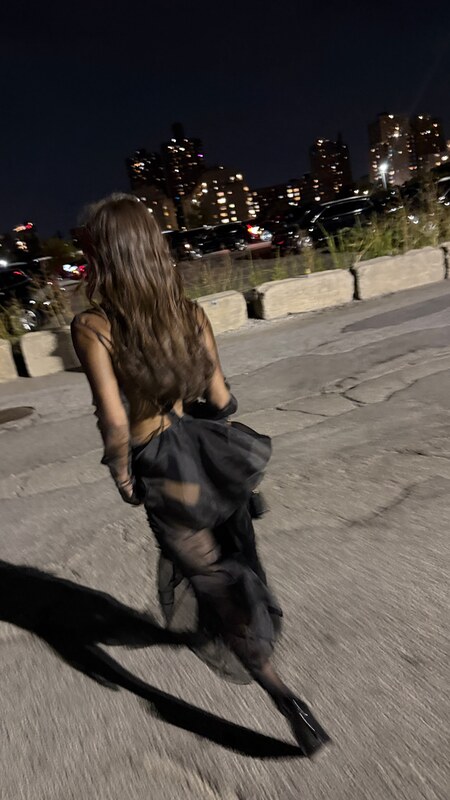 izzipoopi nude photo 2
