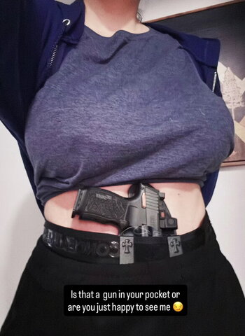 Izzy G New (1 photo)