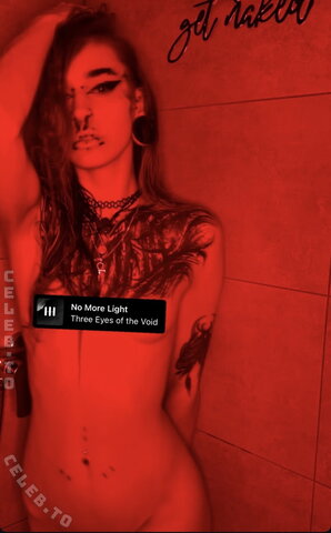 Jacky Jinx nude photo 1