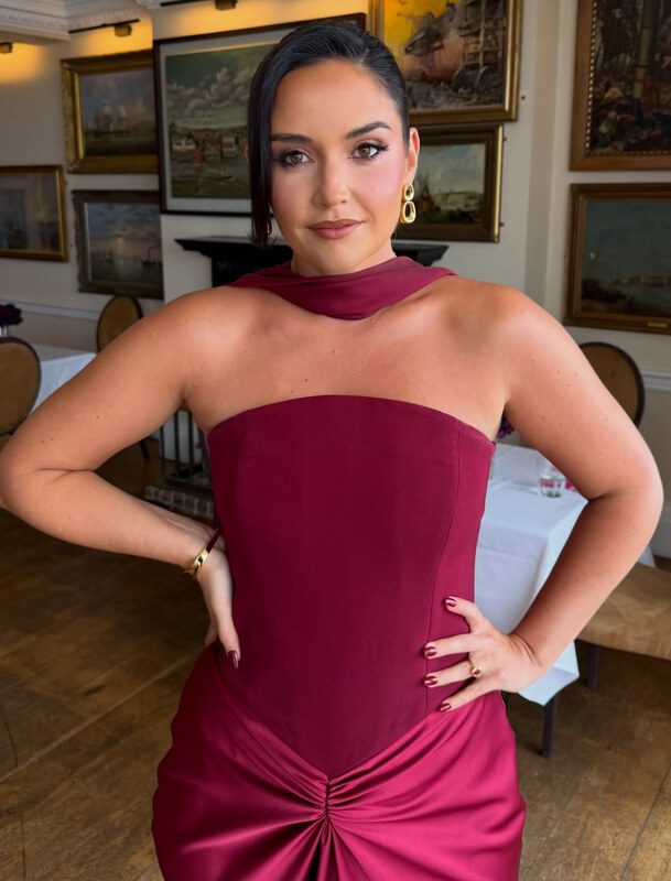 Jacqueline Jossa nude photo 1