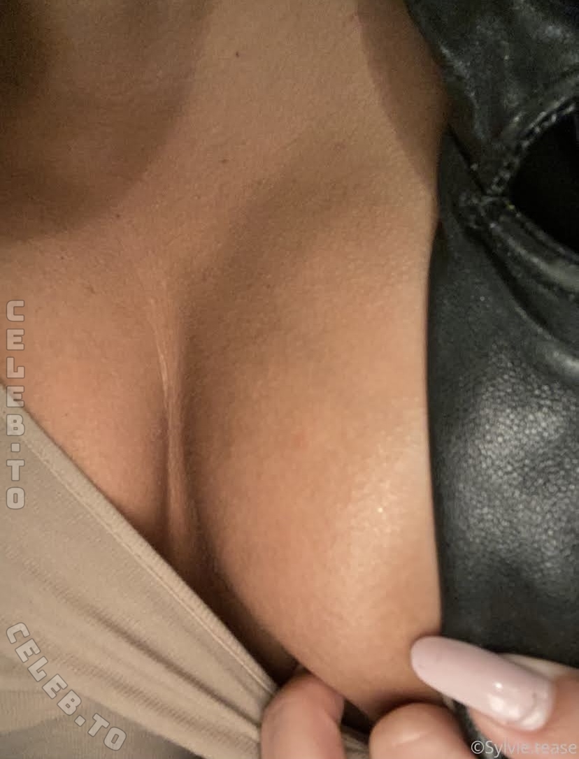 Jacqueline Siemsen nude photo 7