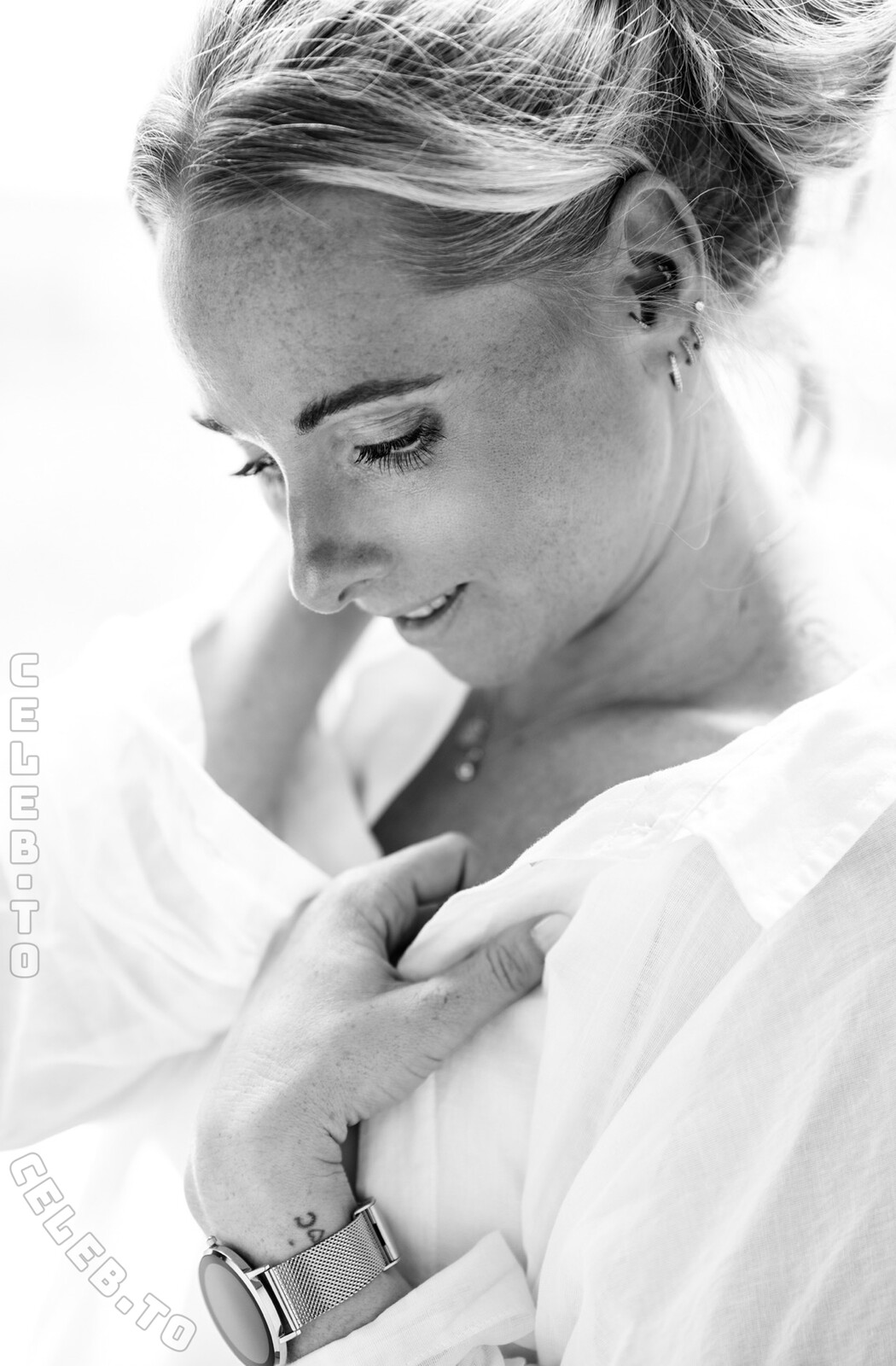 Jacqueline Sparrow nude photo 3