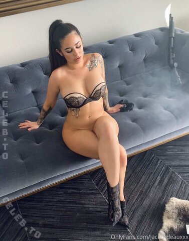 Jacqueline Valentine nude photo 3