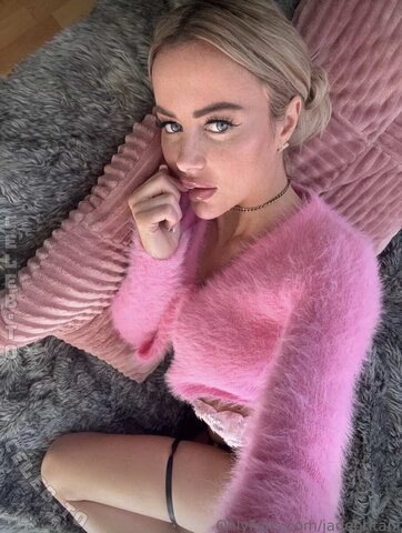 Jade Britani nude photo 26