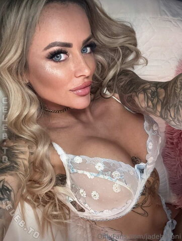 Jade Britani nude photo 14