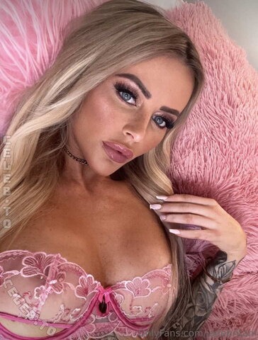 Jade Britani nude photo 12