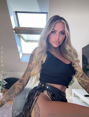 Jade Britani – Babe, what are you doing right now?