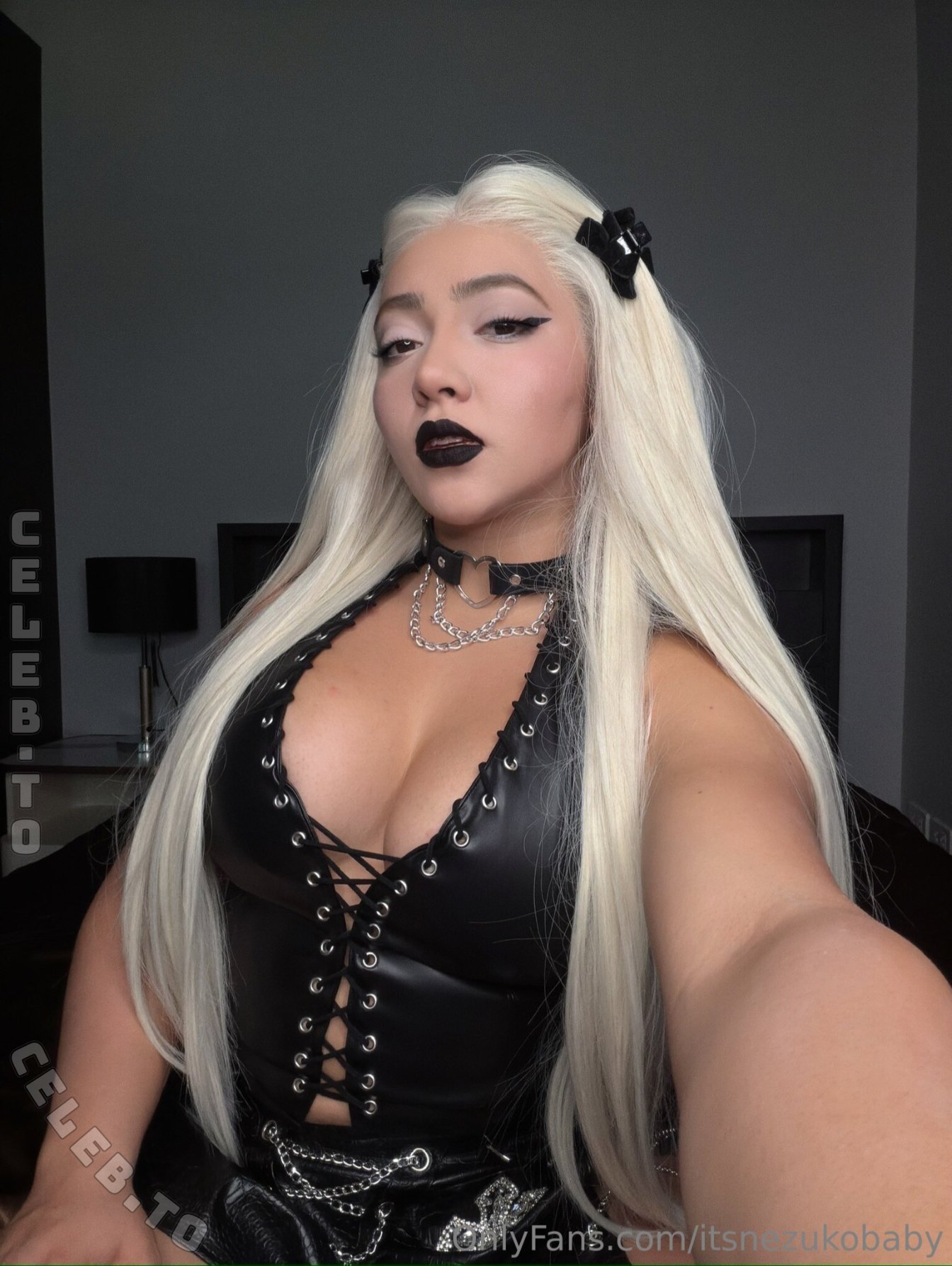 Jade Miura nude photo 5
