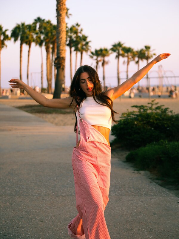 Jade Picon nude photo 7