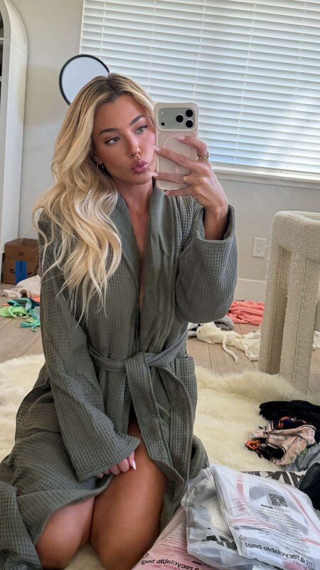 Jadelynmusic nude photo 9