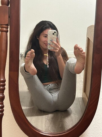 JadeSoftSoles nude photo 17