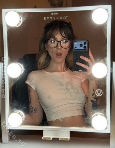 JadeVow nude photo 3