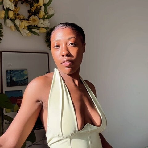 j_ael nude photo 20