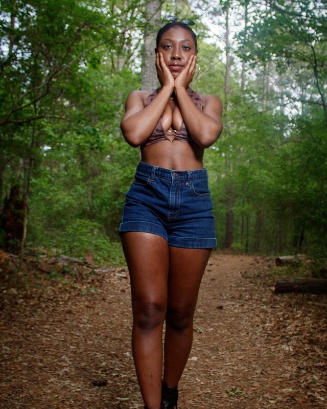 j_ael nude photo 24