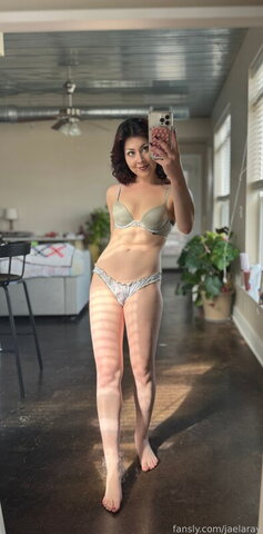 Jaelaray nude photo 1