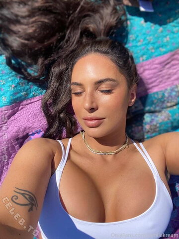 jameelahh nude photo 15