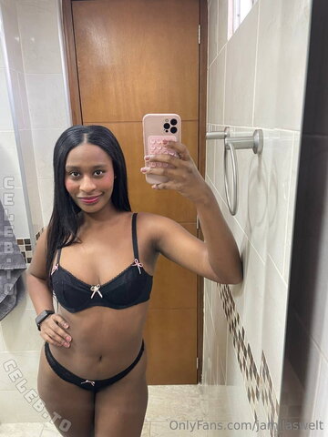 Jamilaswelt nude photo 25