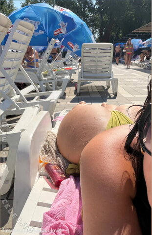 Jana Colovic nude photo 16